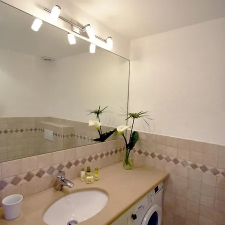 Casa vacanze Huebsches Haus Direkt Am Wasser, St. Tropez 15 Min! Grimaud