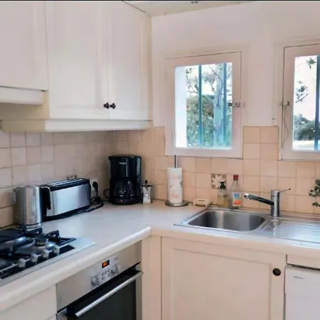 Hübsches Haus Direkt Am Wasser, St. Tropez 15 Min! Ferienhaus Grimaud