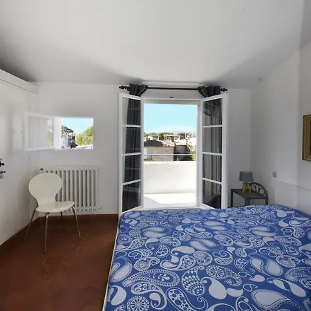 Hübsches Haus Direkt Am Wasser, St. Tropez 15 Min! Ferienhaus *