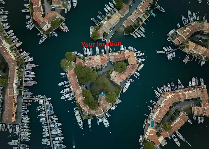 Casa de Férias Huebsches Haus Direkt Am Wasser, St. Tropez 15 Min! Grimaud