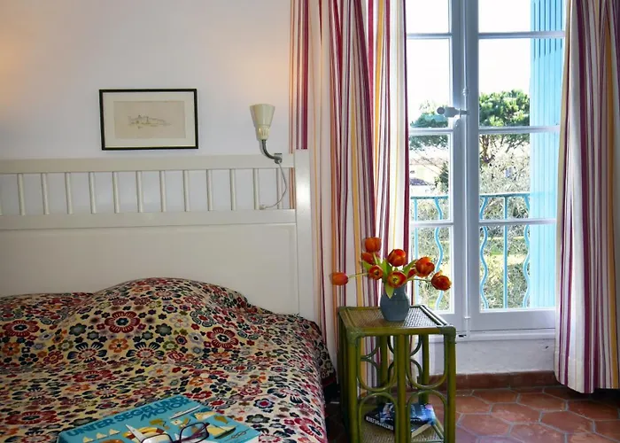 Casa de Férias Huebsches Haus Direkt Am Wasser, St. Tropez 15 Min! Grimaud